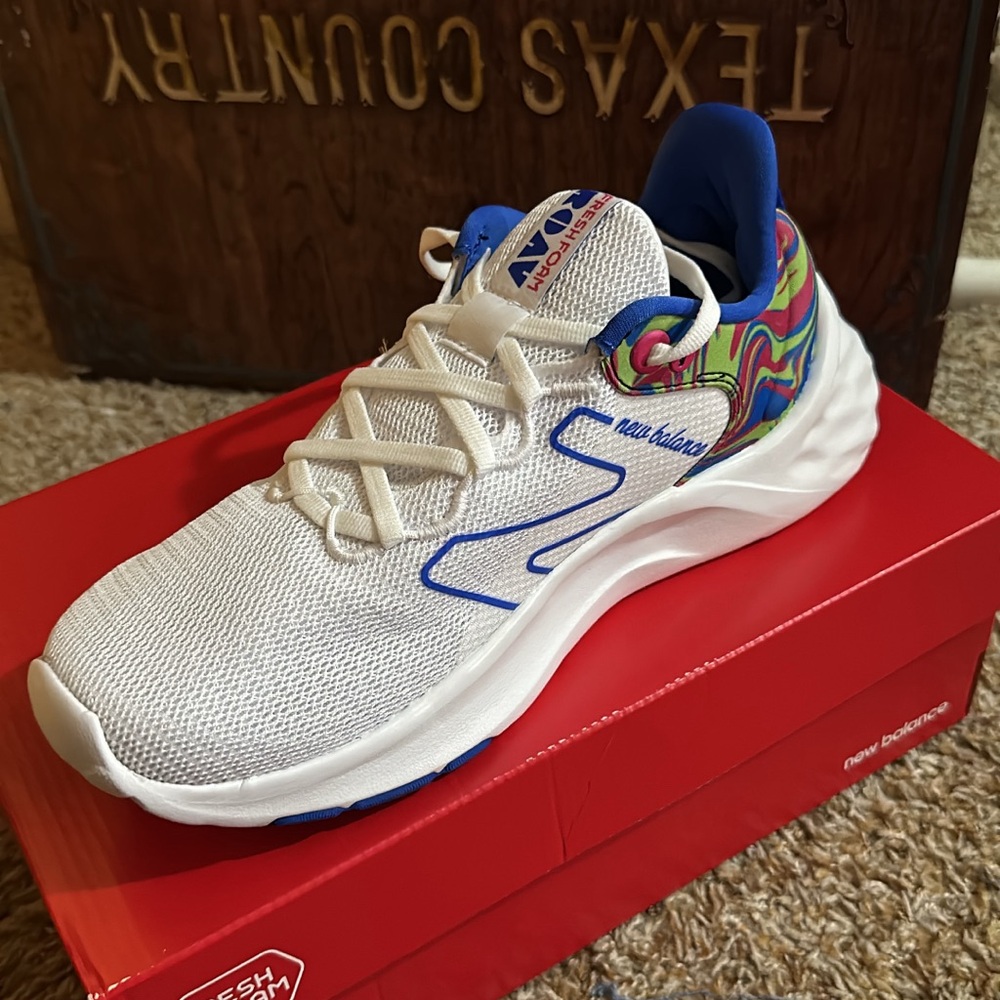 New balance shoes